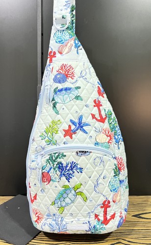 Vera bradley essential sling - vera,